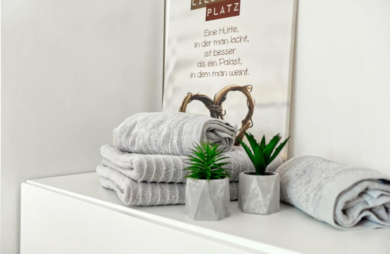 Modern Wohnen I Smart Tv I Terrasse I 2X Parkplatz I 2 Schlafzimmer I 6 Schlafplaetze Bad Oeynhausen Exteriör bild